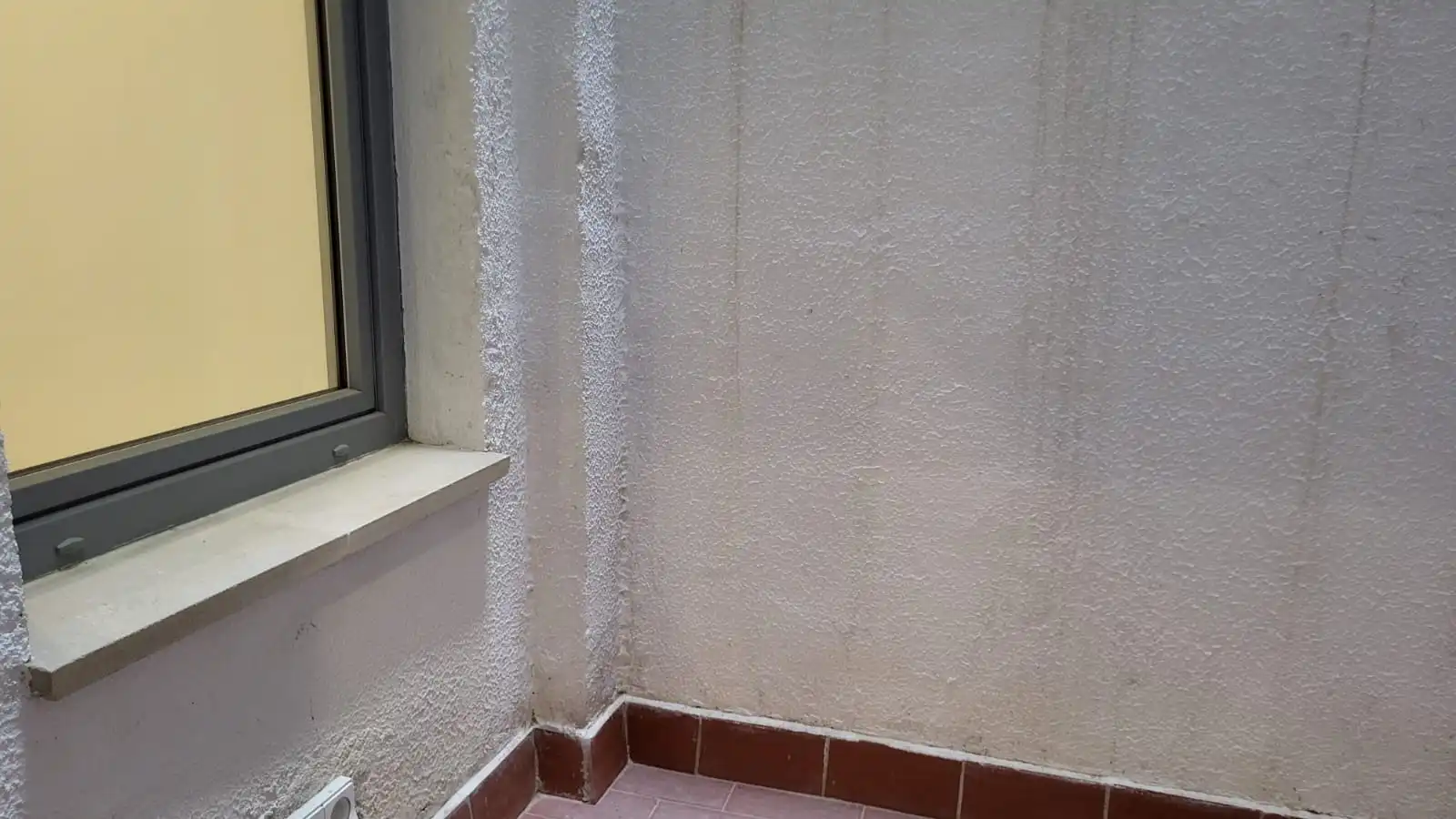 Balcony of Ground floor for sale in Sabadell  with Air Conditioner and Heating