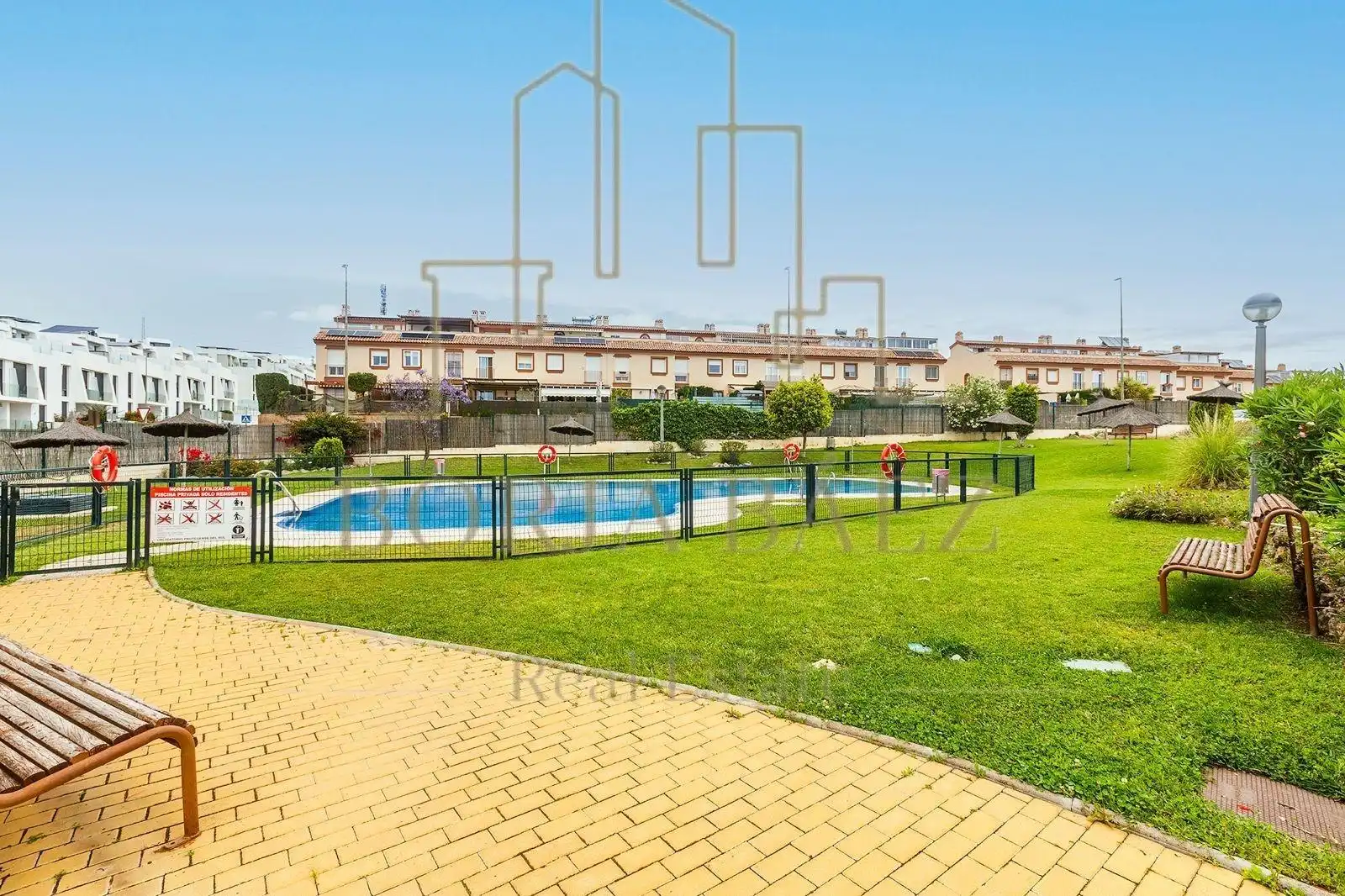 Piscina de Planta baixa en venda en Rincón de la Victoria