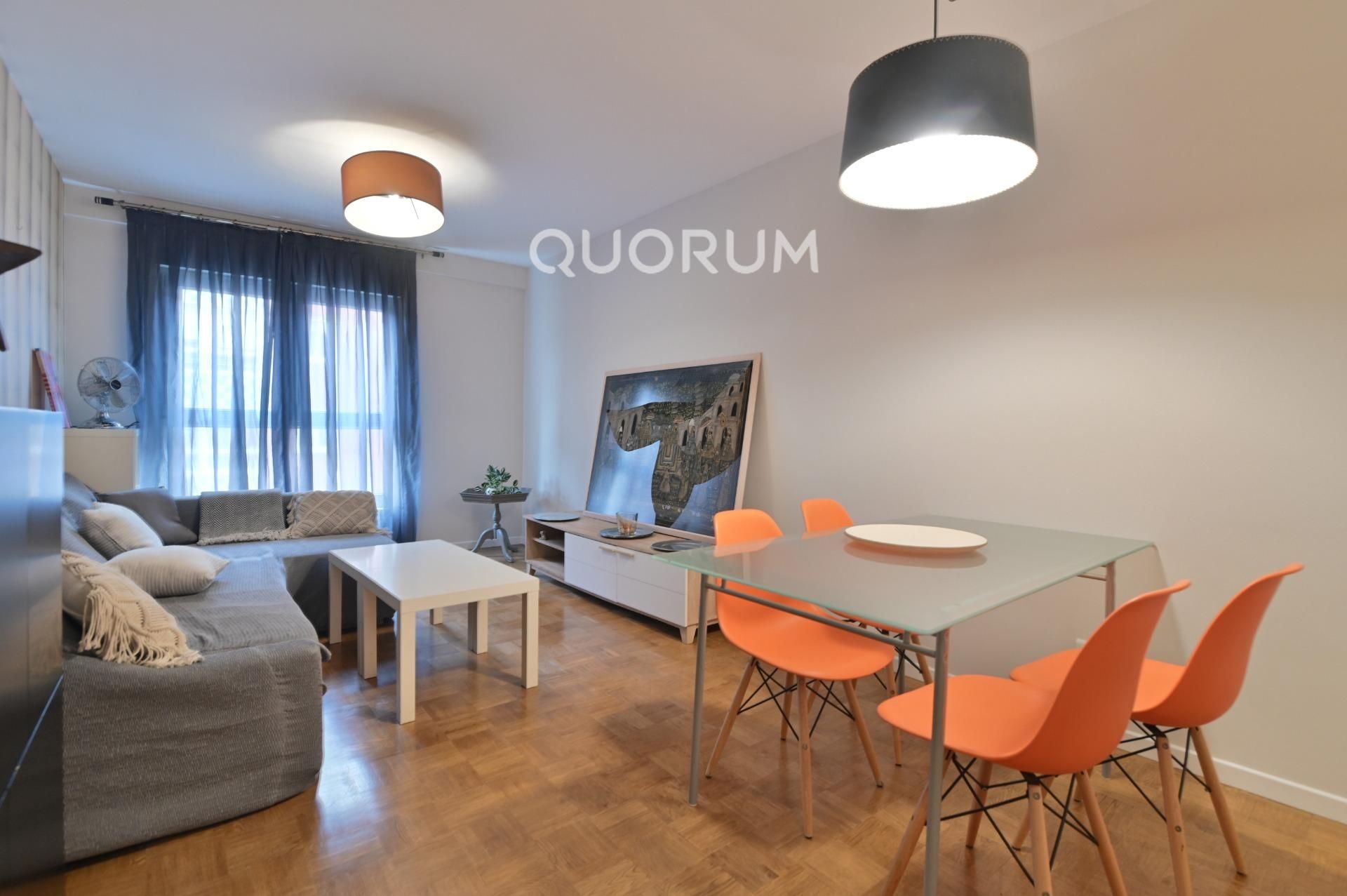 Living room of Flat for rent in Bilbao   with Heating and Furnished