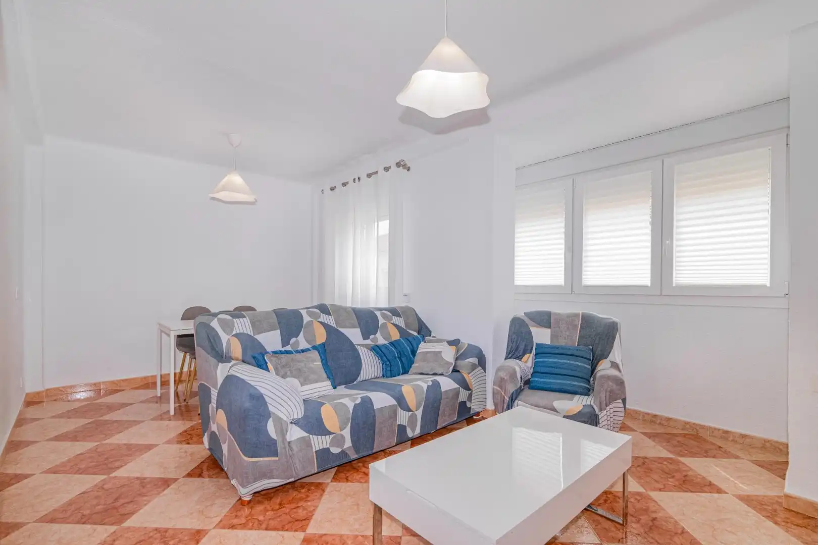 Living room of Flat for rent in Granada  with Furnished