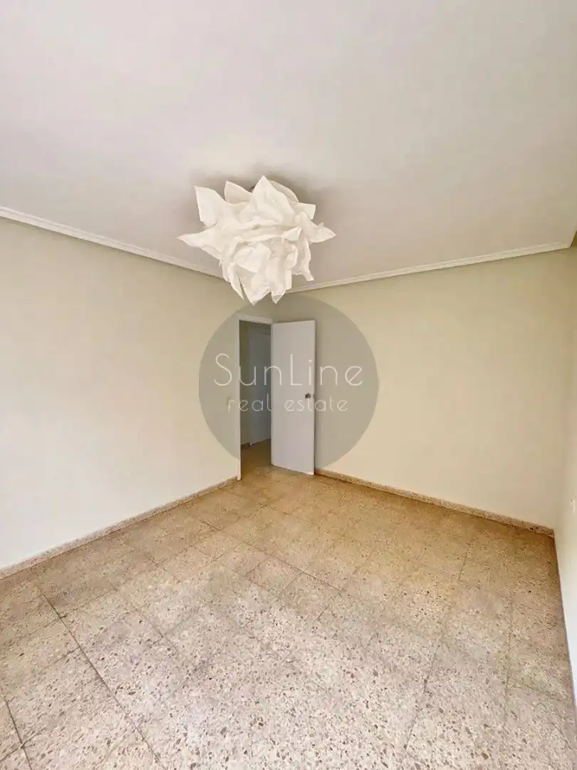 Habitación de Piso de alquiler en Valencia con Aire acondicionado, Terraza y Se aceptan mascotas