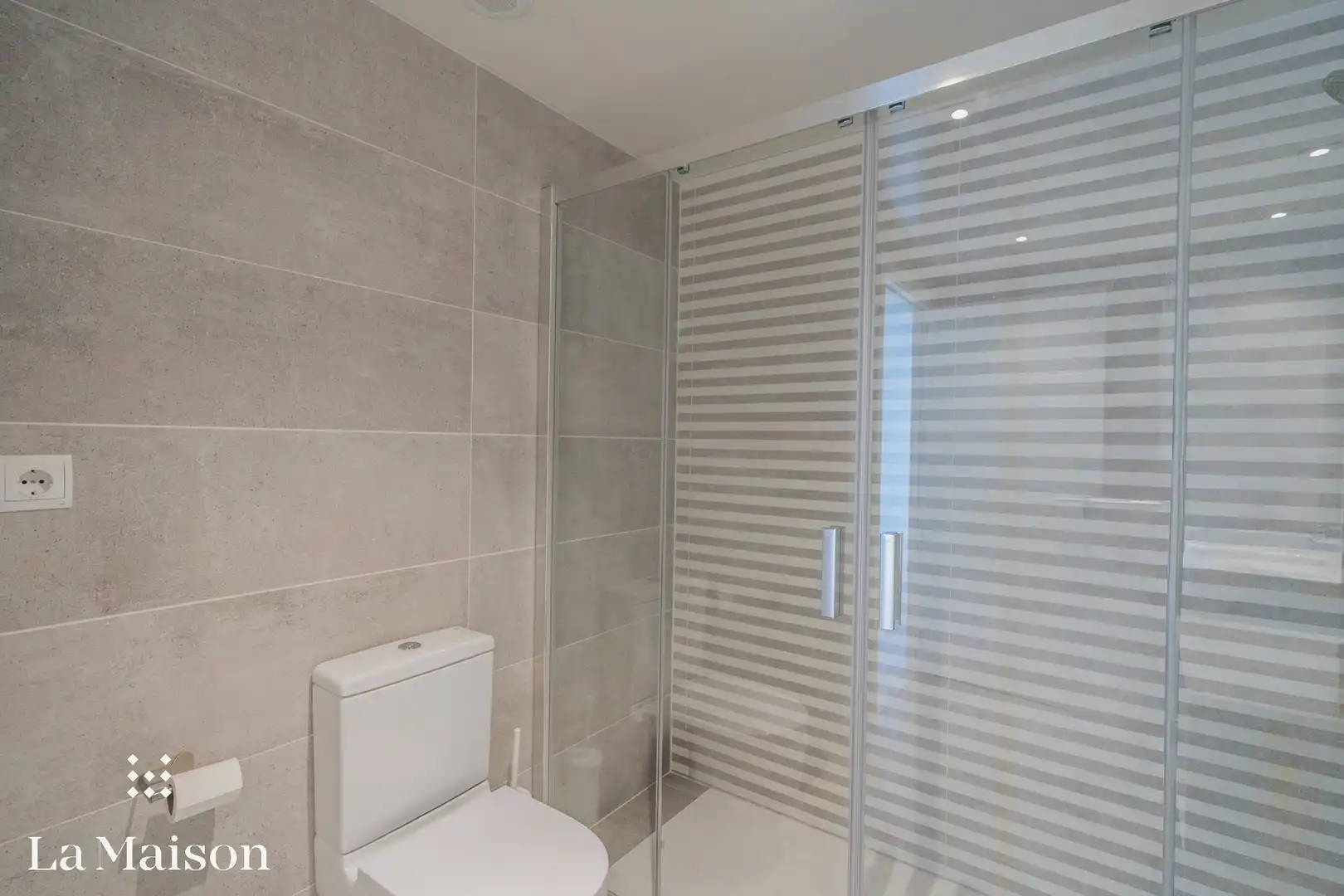 Badezimmer von Wohnung zum Verkauf in Sant Andreu de Llavaneres mit Heizung, Abstellraum und Balkon