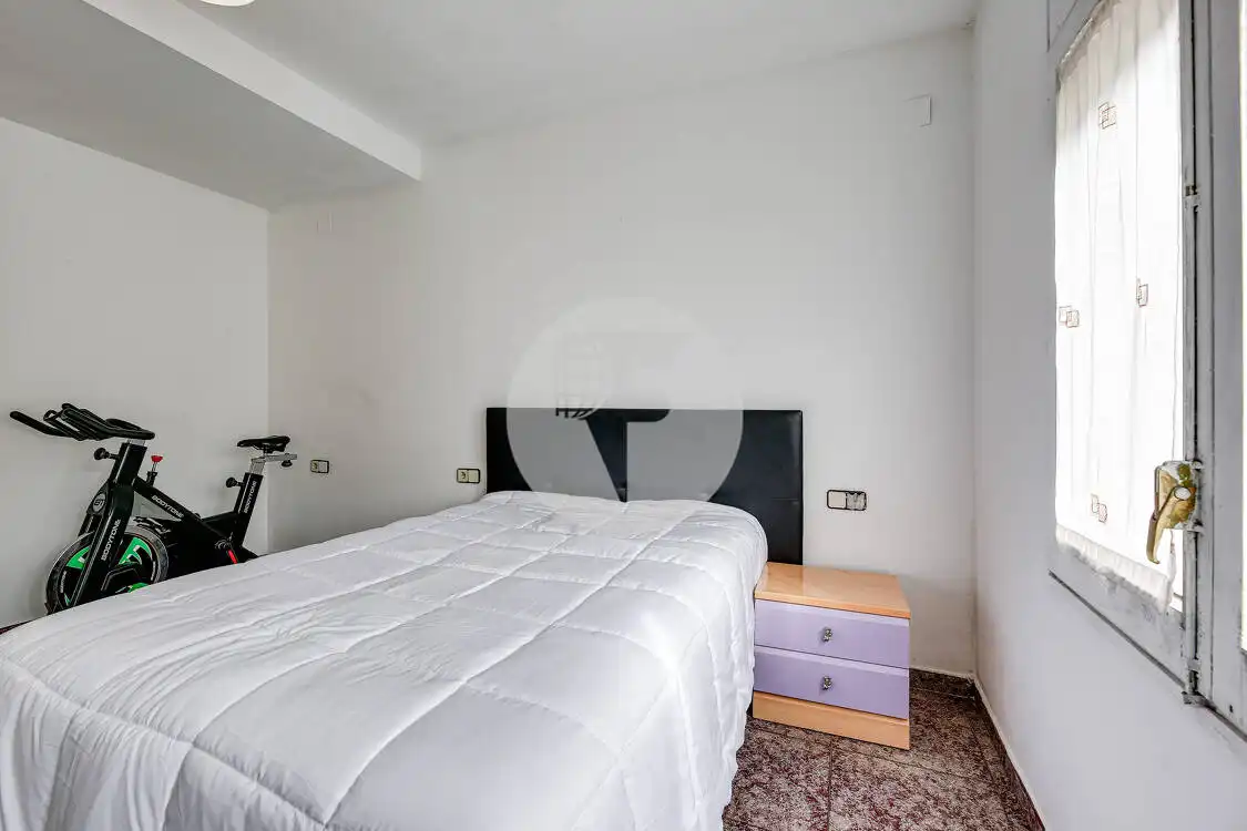 Dormitori de Casa o xalet en venda en Lliçà de Vall amb Calefacció, Terrassa i Piscina