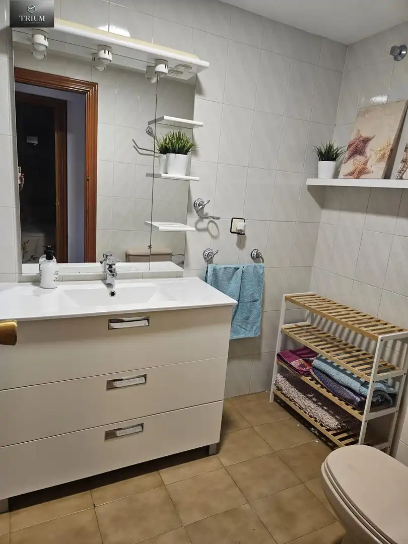Bany de Apartament de lloguer en Salobreña amb Aire condicionat, Moblat i Balcó