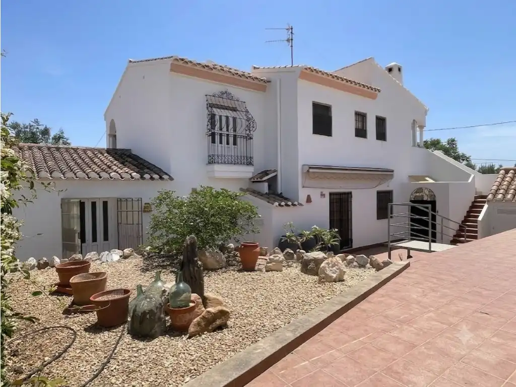 Casa amb piscina en venda a Antas