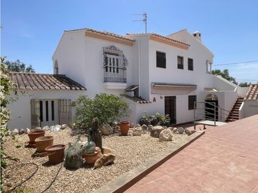 Casa amb piscina en venda a Antas