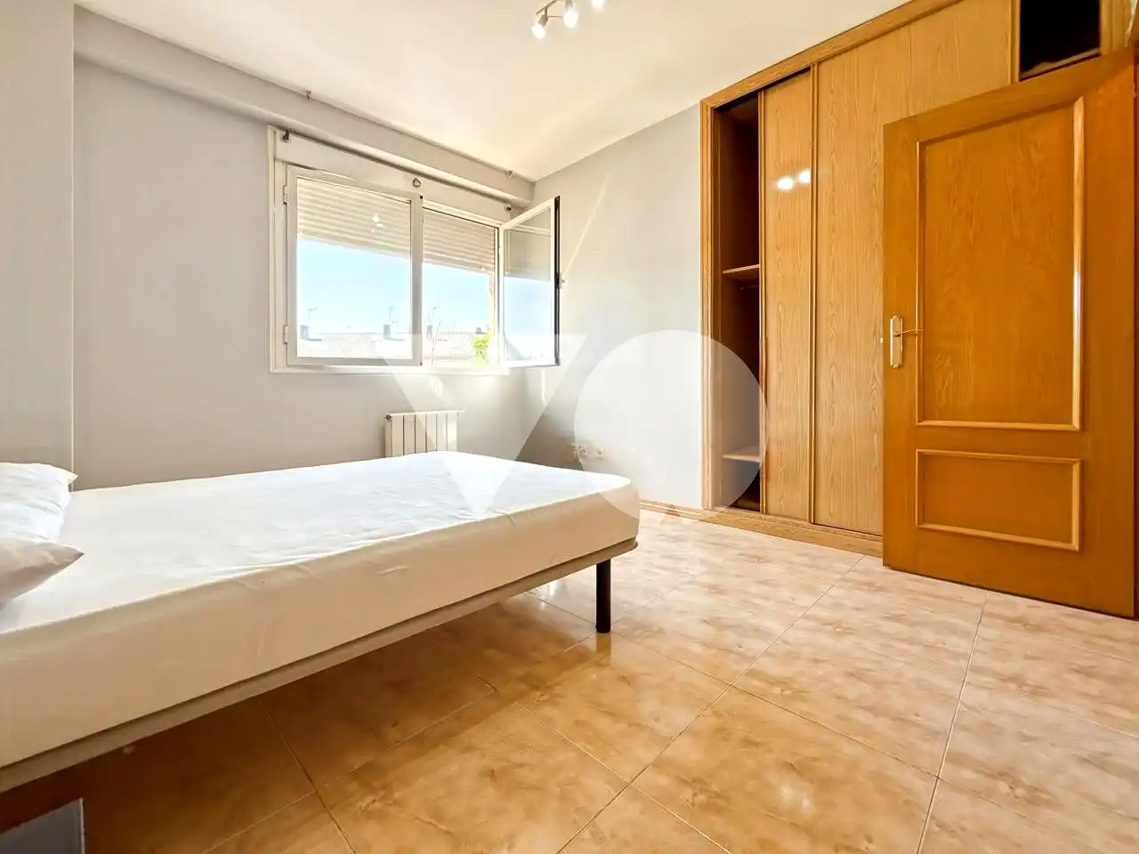 Habitación de Casa adosada en venta en Arganda del Rey con Aire acondicionado, Calefacción y Terraza