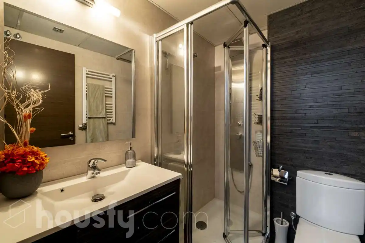 Baño de Casa o chalet en venta en Barcelona con Aire acondicionado, Calefacción y Jardín privado