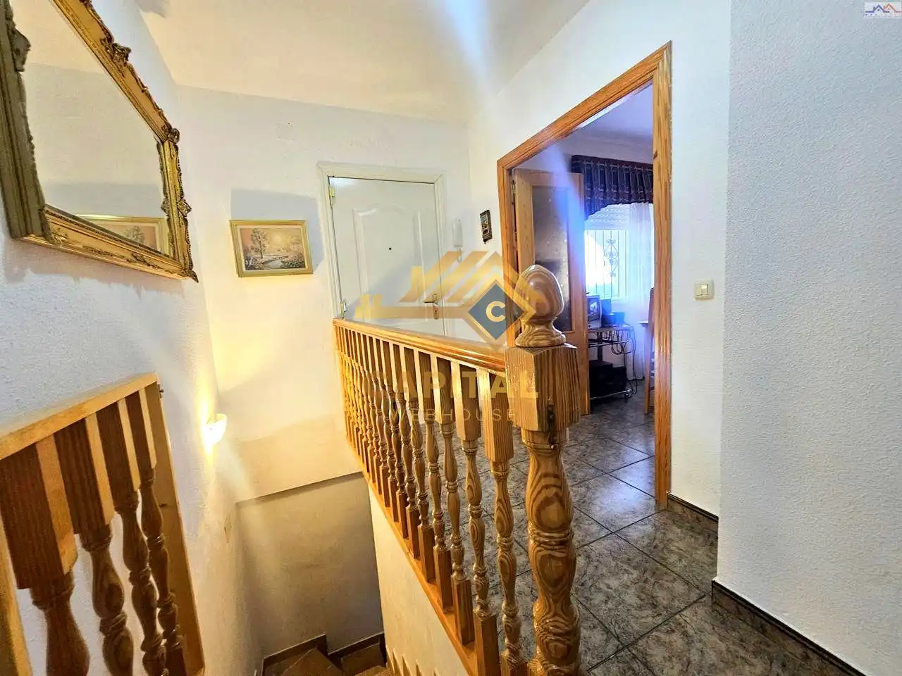 Casa o xalet en venda en Villa del Prado amb Traster i Piscina
