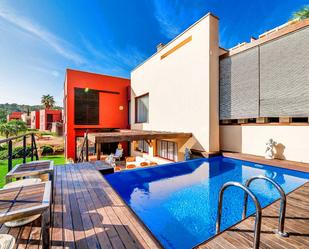 Piscina de Casa o xalet en venda en Benahavís amb Terrassa i Piscina