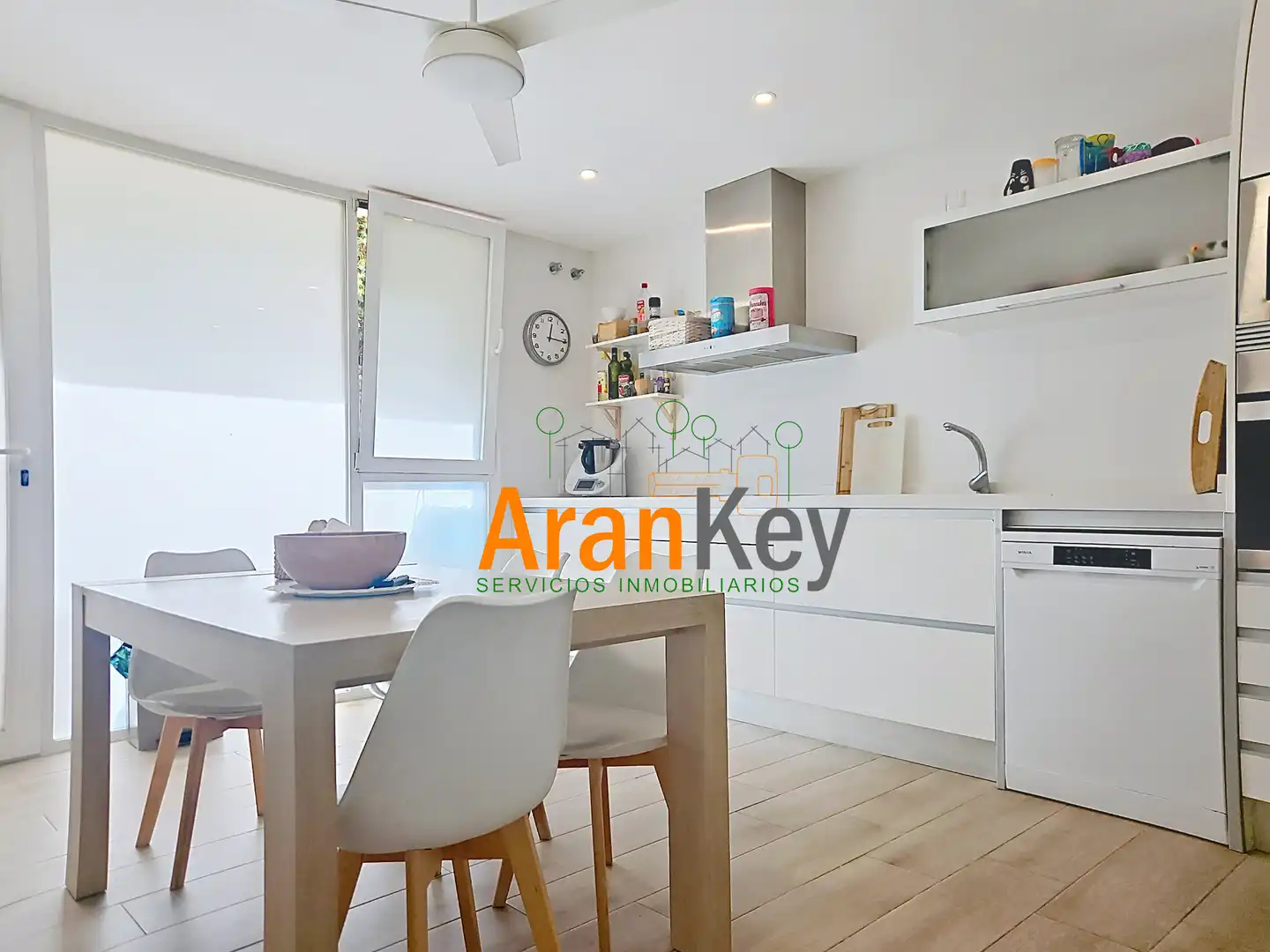 Kitchen of Houses for sale in Colmenar de Oreja  with Air Conditioner, Heating and Private garden