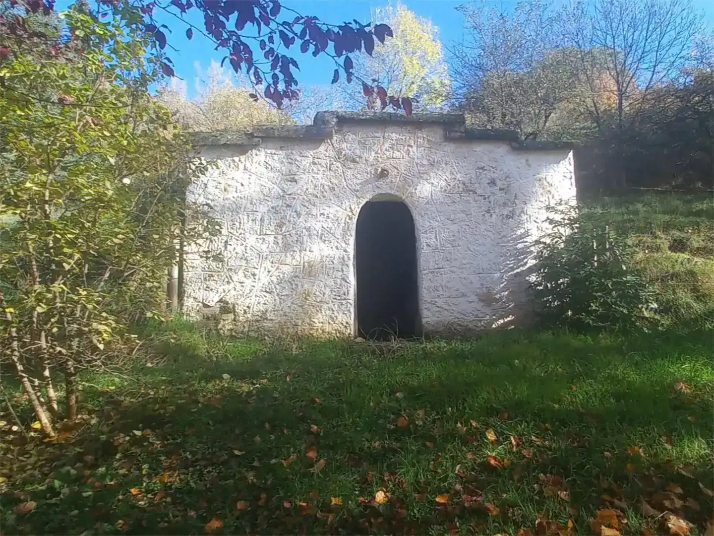 Vista exterior de Pis en venda en Valdepiélago amb Jardí privat, Piscina i Moblat