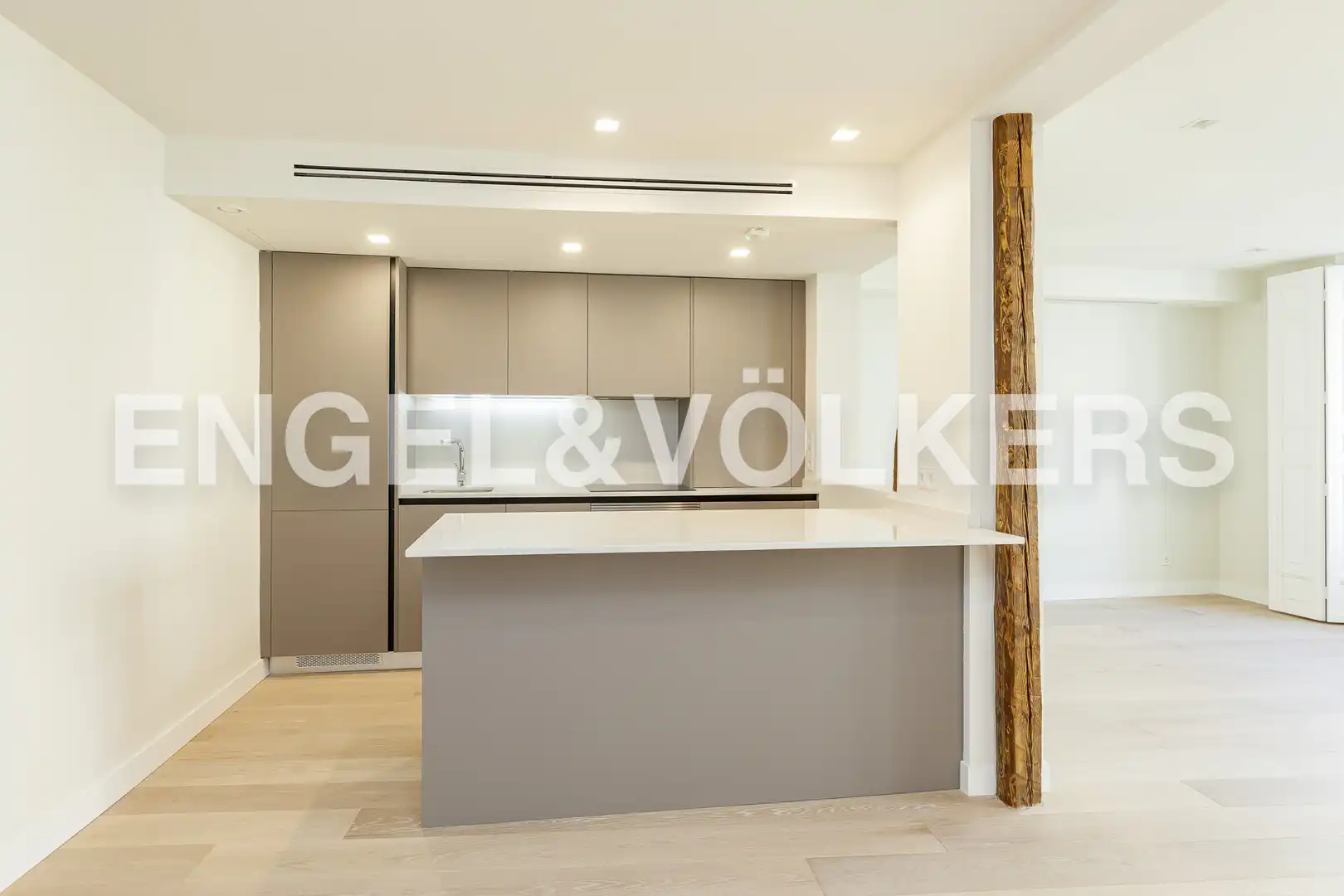 Küche von Wohnung zur Miete in Madrid mit Klimaanlage, Heizung und Balkon