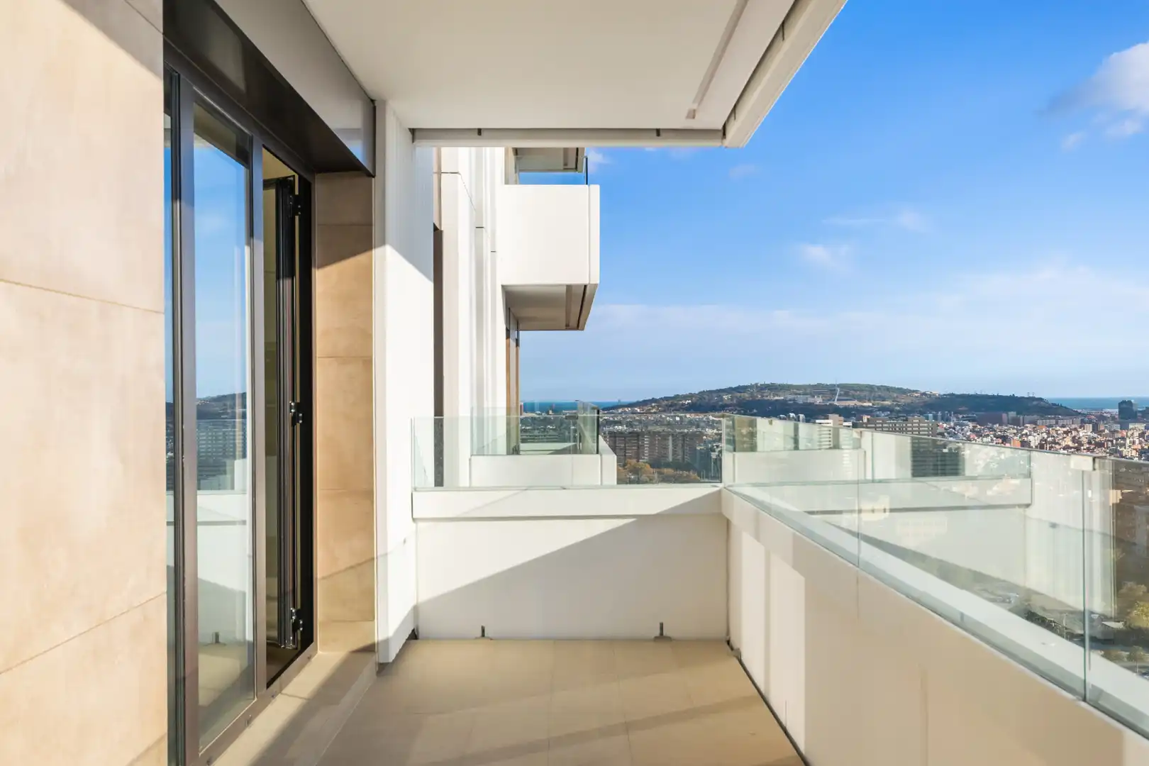 Terrasse von Wohnung zur Miete in Esplugues de Llobregat mit Klimaanlage, Heizung und Terrasse