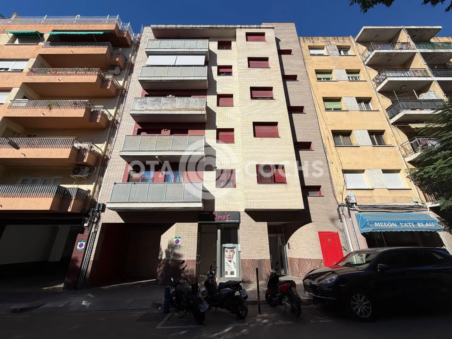 Local comercial en venda a Carrer de Roger de Belfort