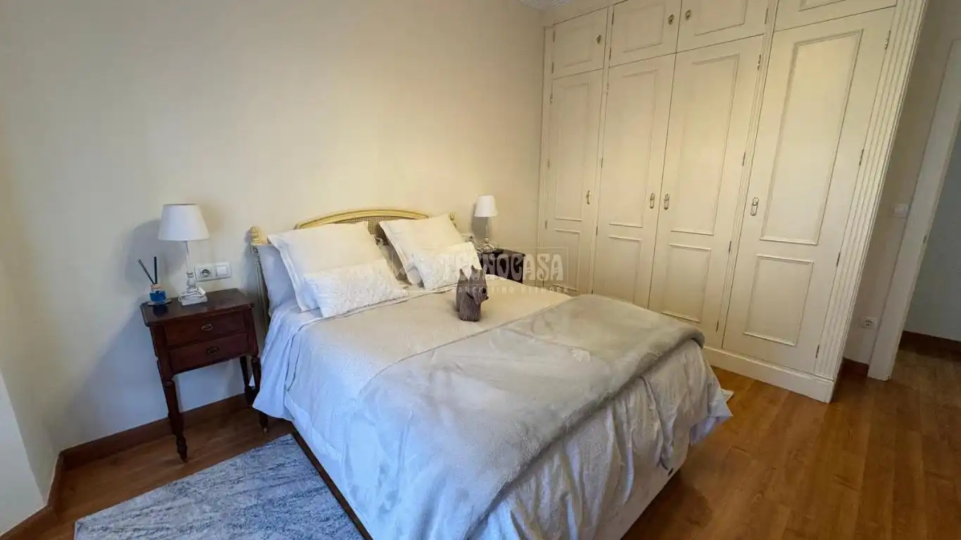 Bedroom of Flat for sale in Gijón 