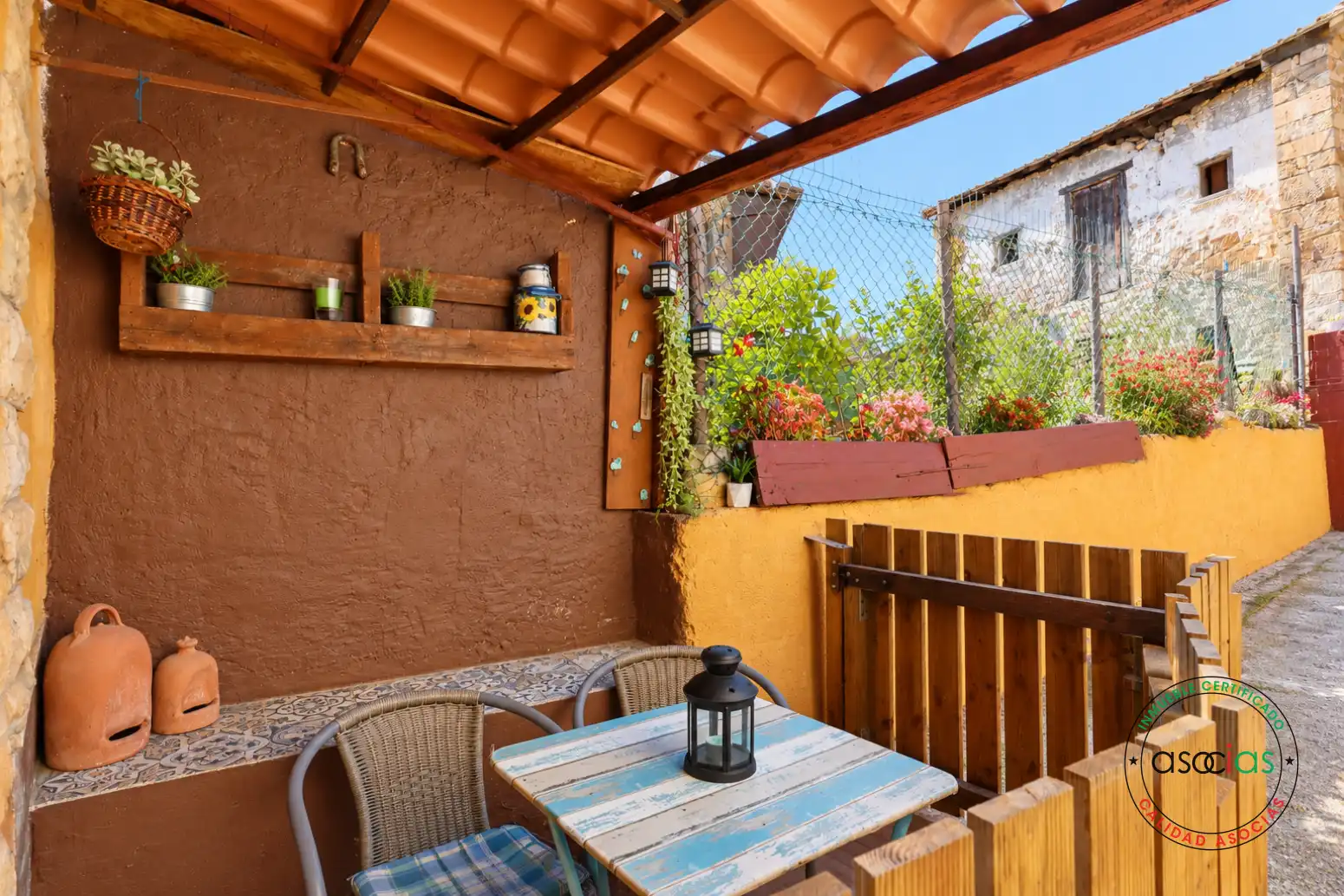 CASA INDEPENDIENTE REFORMADA CON JARDÍN Y TERRENO, imatge 4