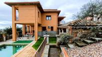 Exterior view of House or chalet for sale in Belvís de la Jara  with Air Conditioner, Private garden and Terrace