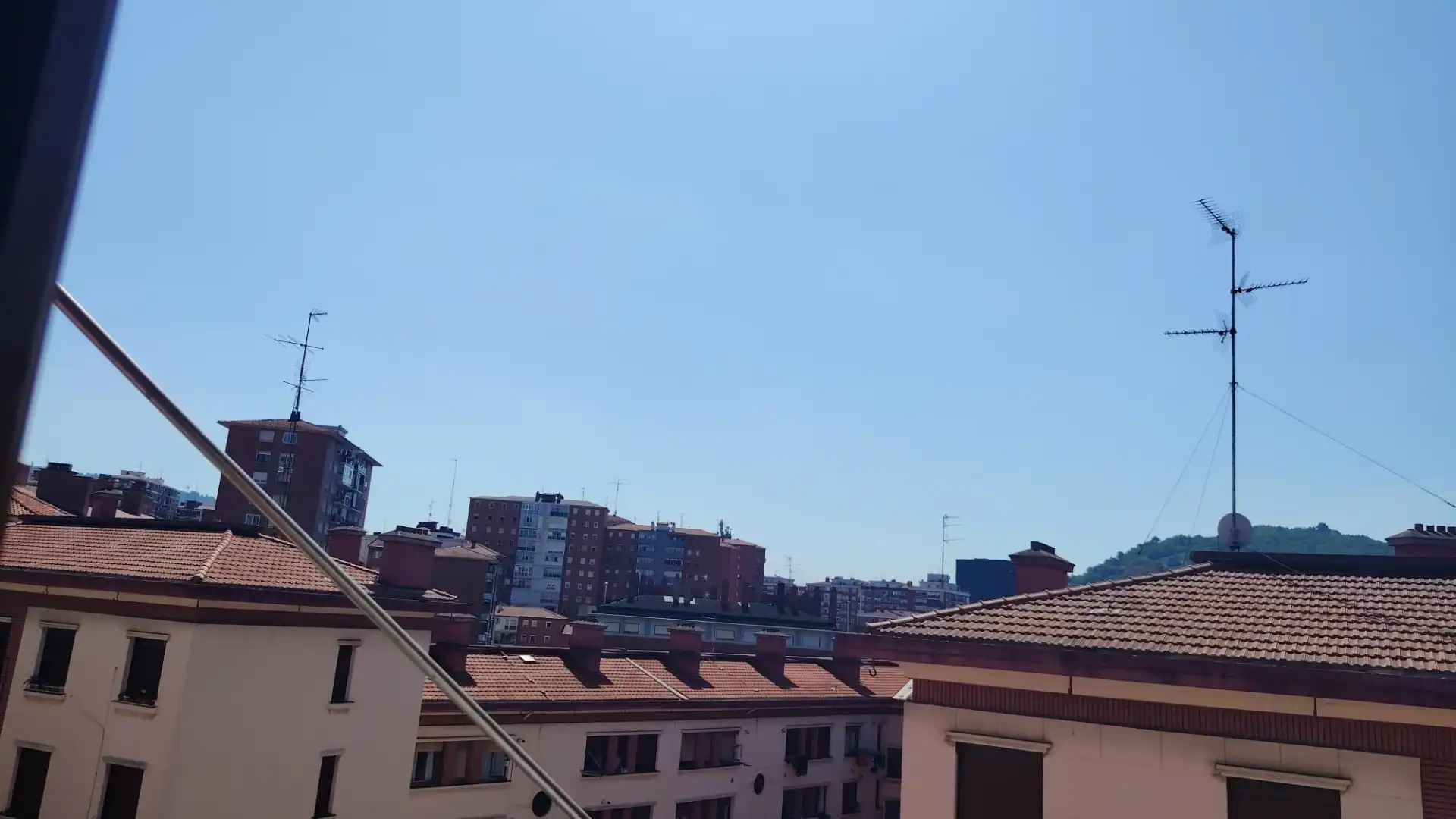 Vista exterior de Pis en venda en Bilbao  amb Calefacció, Moblat i Balcó