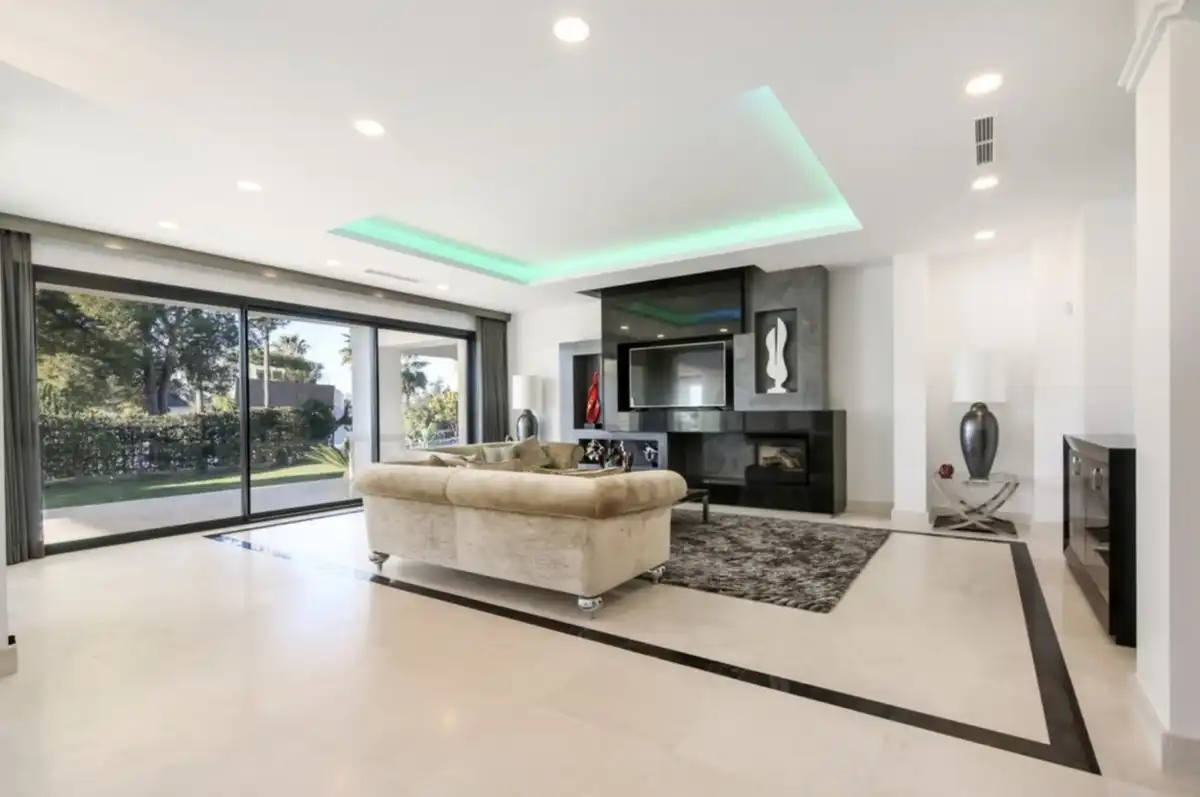 Casa amb piscina en venda a Milla de Oro, imagen 18