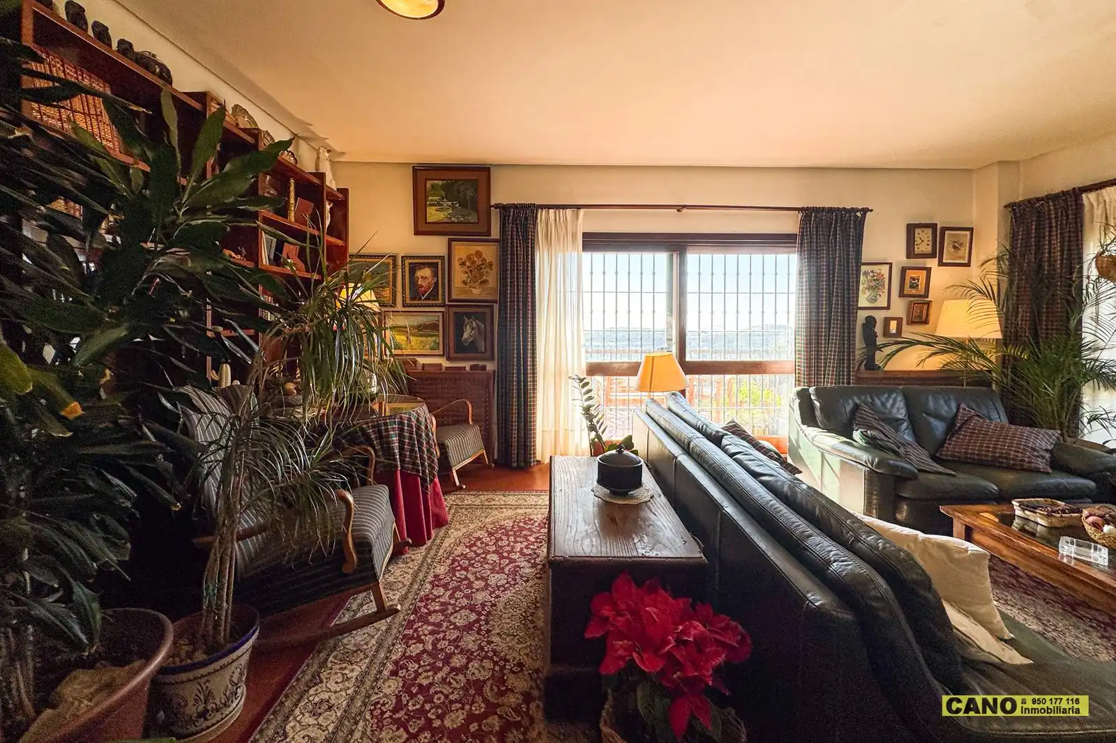 Sala d'estar de Casa o xalet en venda en Felix amb Aire condicionat, Calefacció i Terrassa