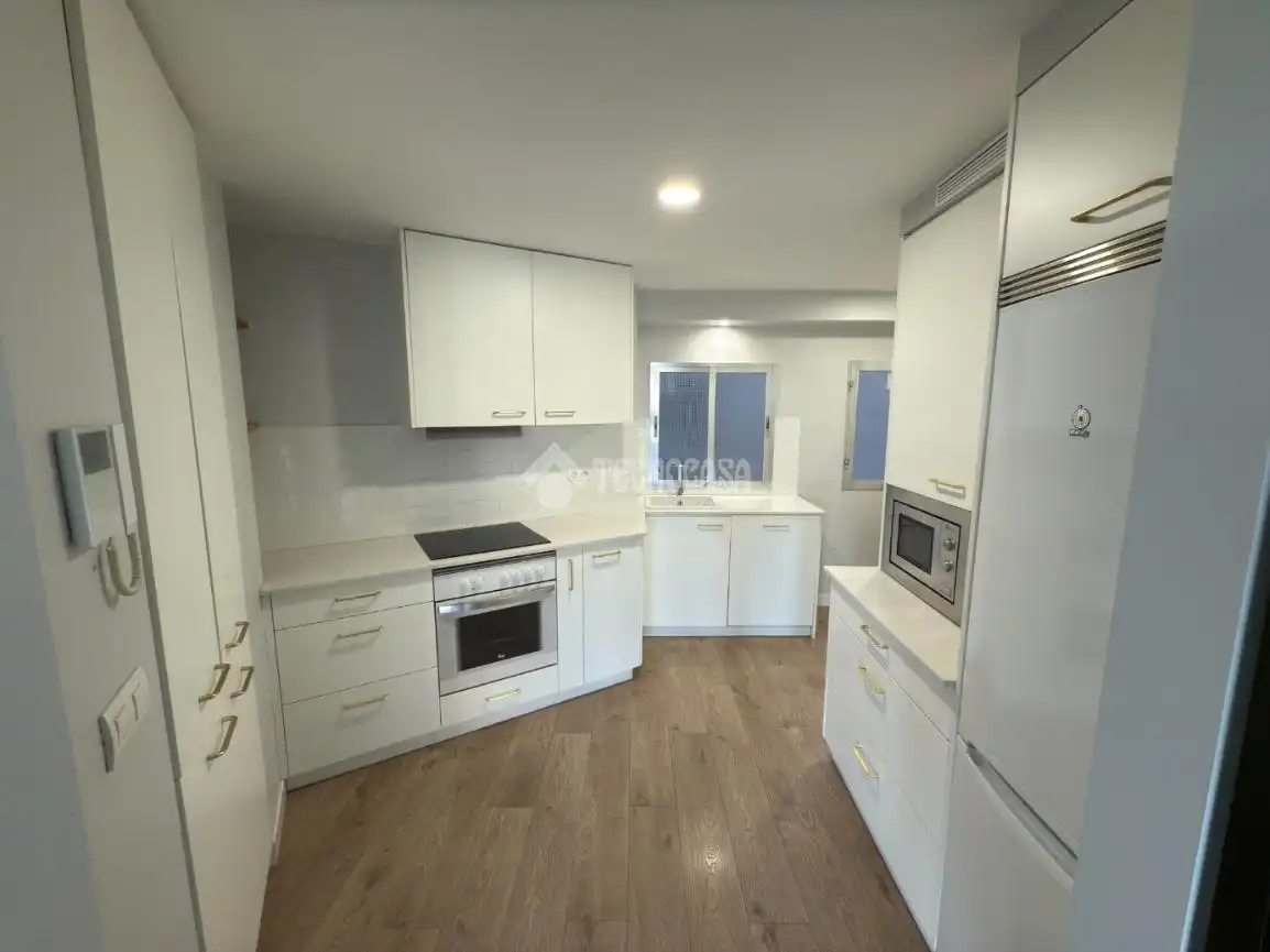 Cocina de Piso de alquiler en Barrio de Salamanca