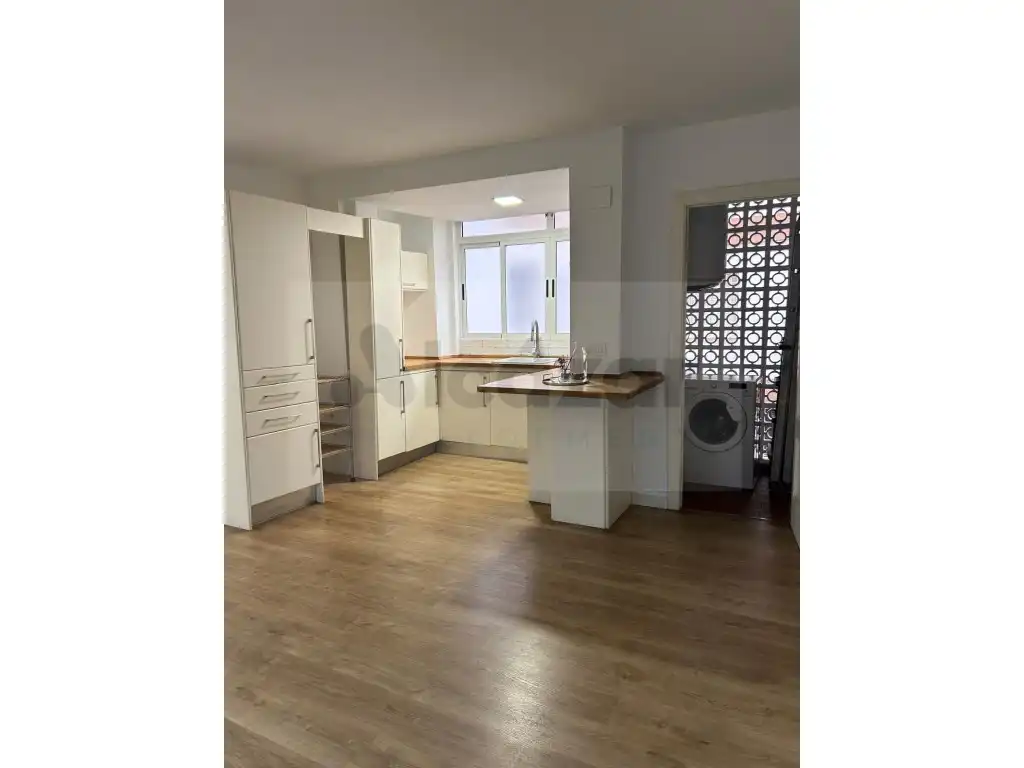 Flat for sale in Calle Mairena, Centro