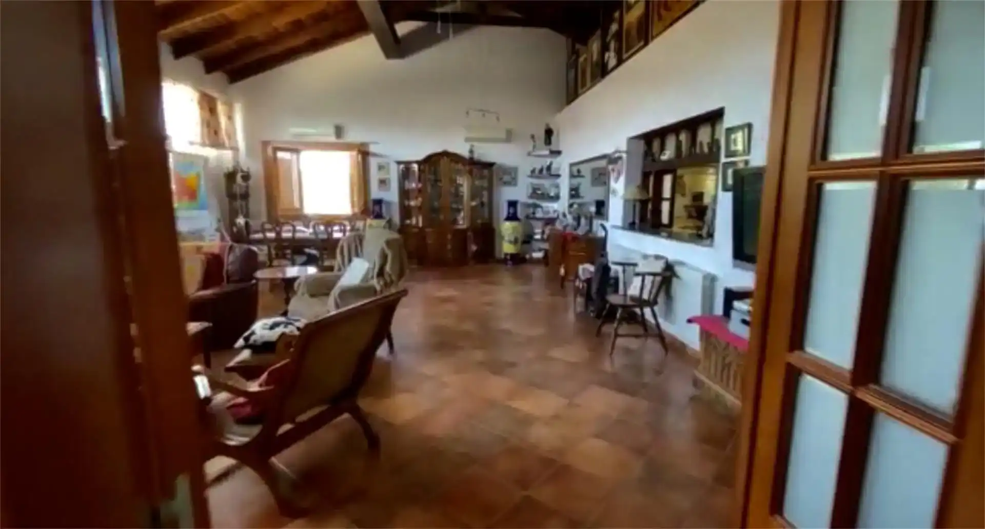 Sala d'estar de Finca rústica en venda en El Pla de Santa Maria amb Aire condicionat, Jardí privat i Traster