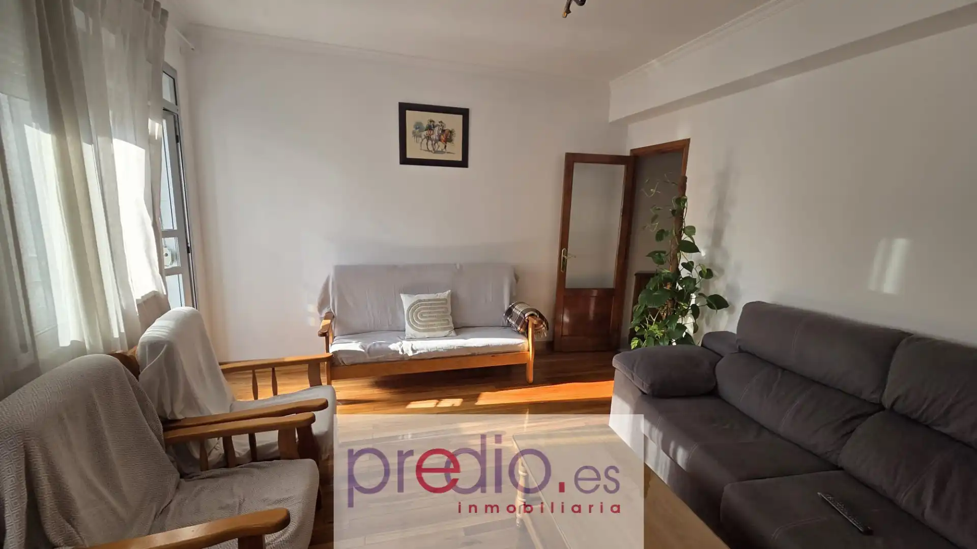 Sala d'estar de Pis en venda en Lugo amb Calefacció, Parquet i Traster