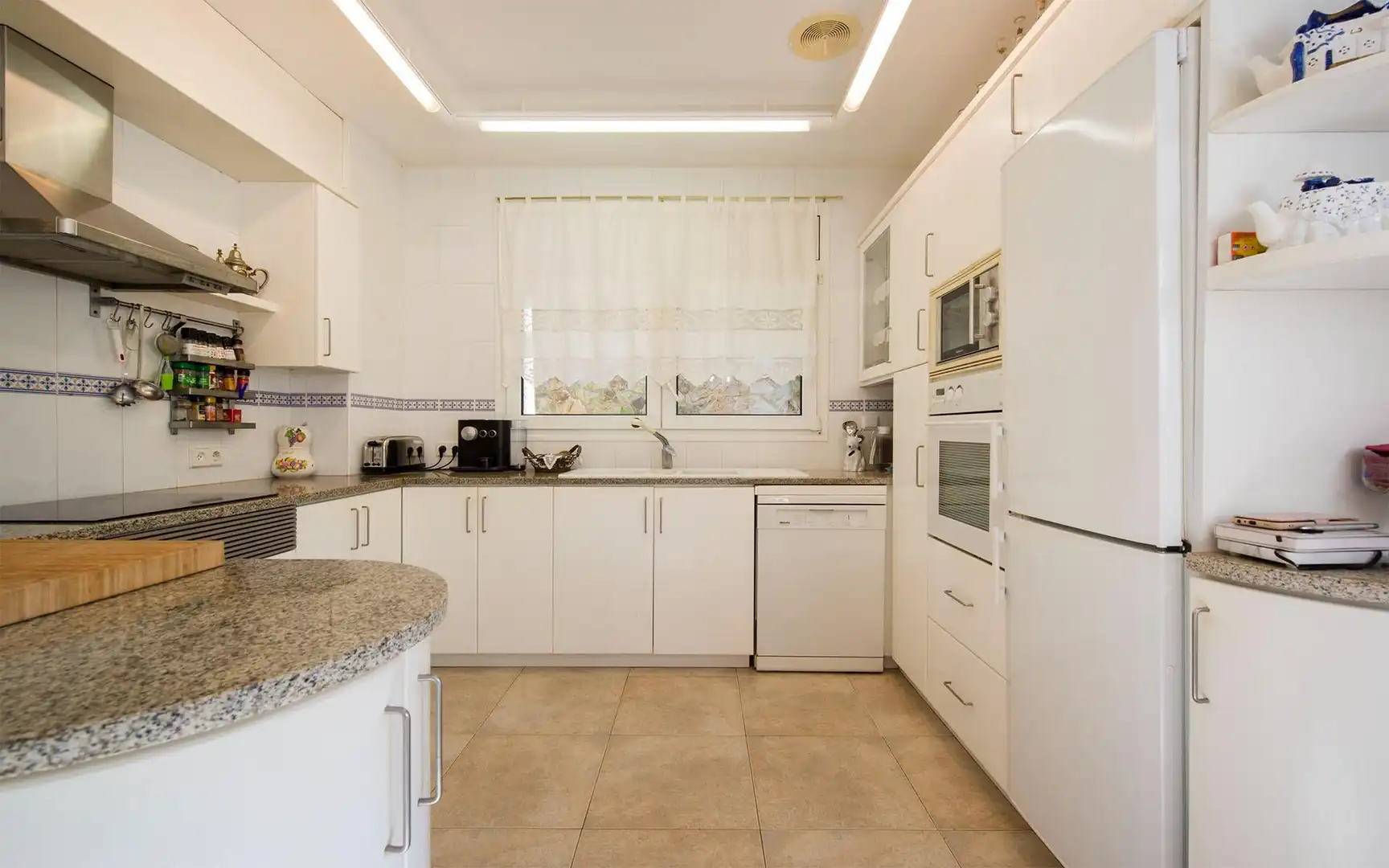 Cocina de Casa o chalet en venta en Tossa de Mar con Calefacción, Jardín privado y Terraza