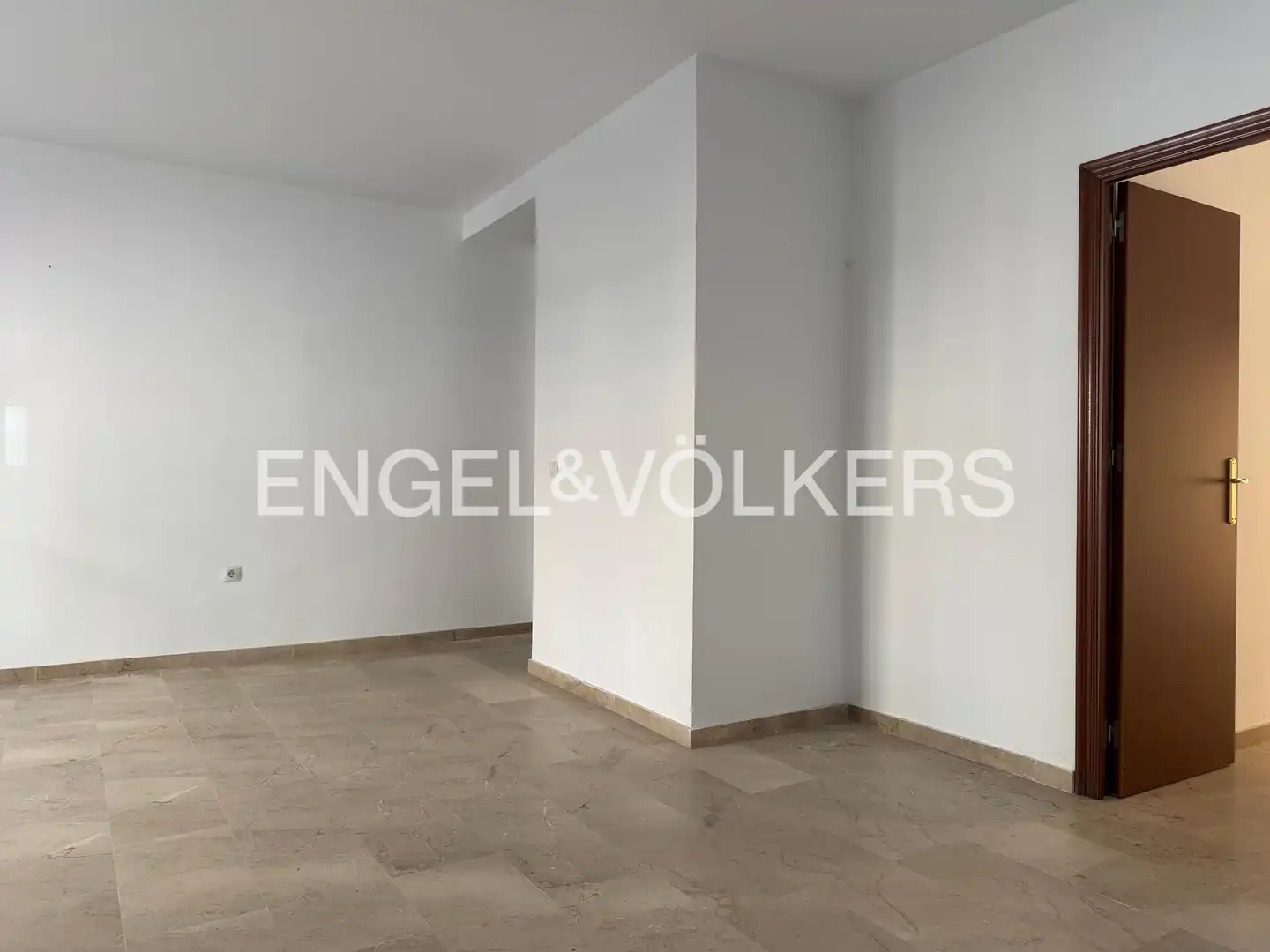 Piso en venta en Alcalá de Guadaira con Aire acondicionado, Calefacción y Terraza