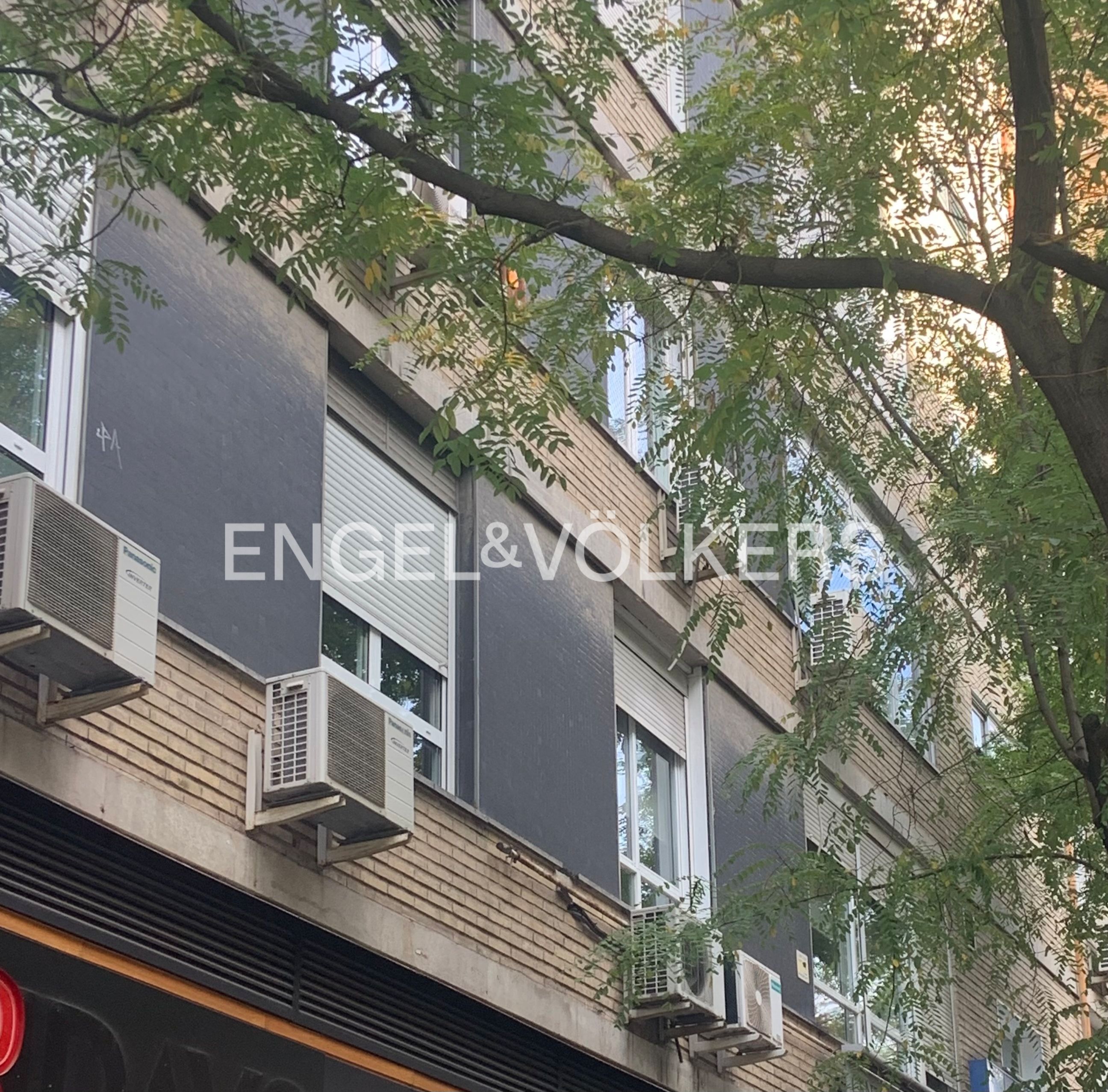 Exterior view of Apartment for sale in  Madrid Capital  with Heating
