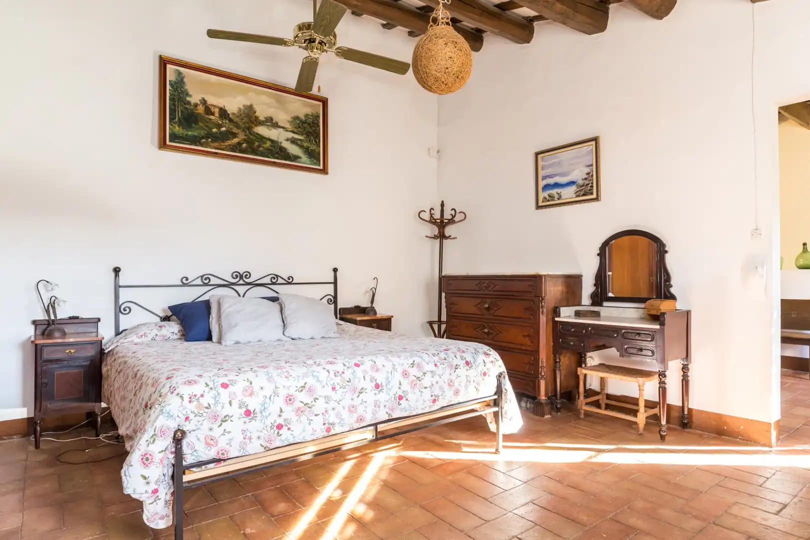 Habitación de Finca rústica en venta en Llagostera con Calefacción, Terraza y Trastero