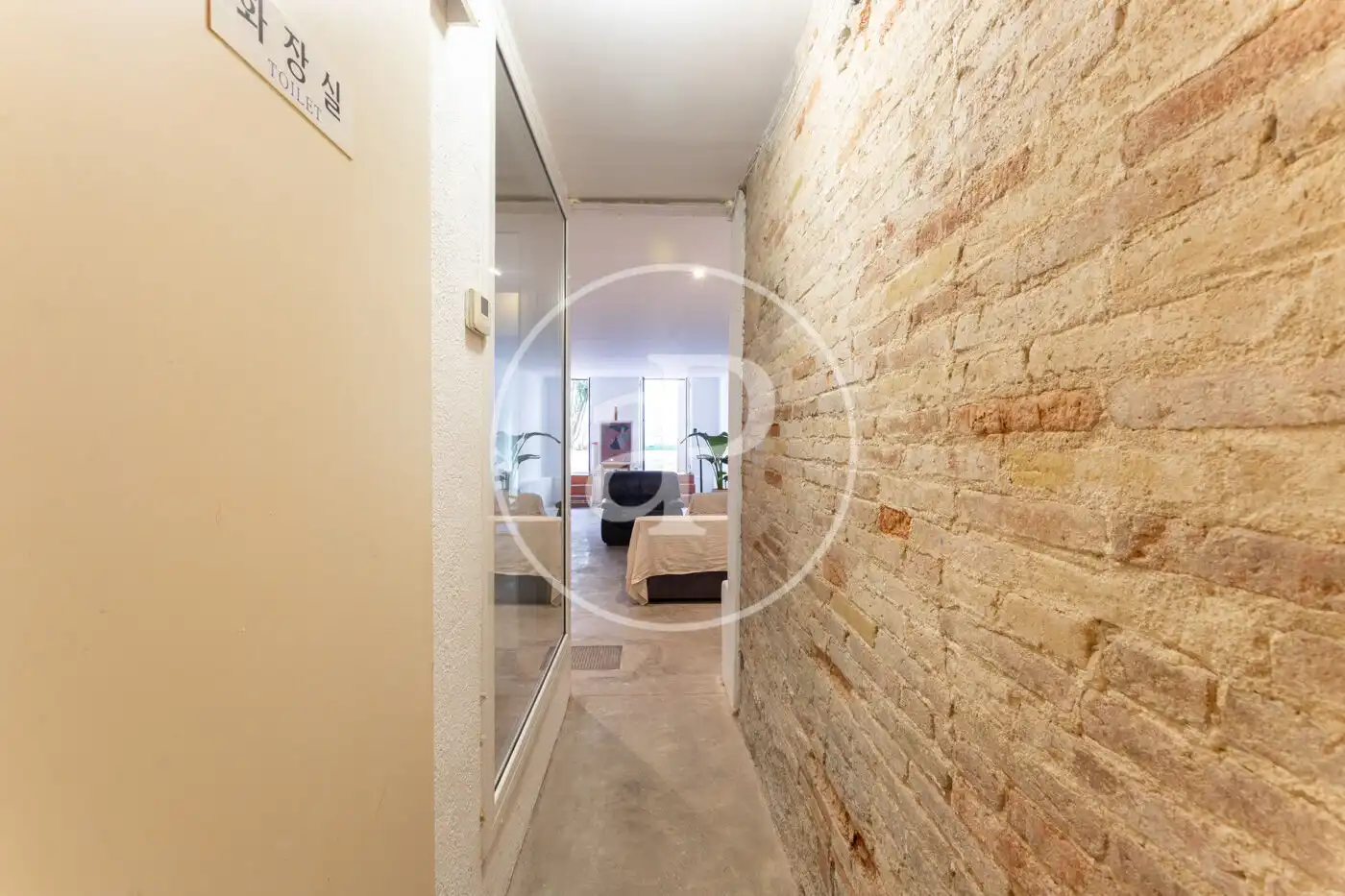 Piso en venta en Barcelona con Calefacción y Jardín privado