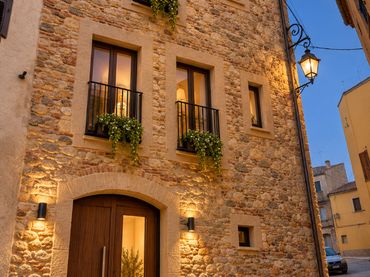 Reihenhaus mit Balkon zum Verkauf in Carrer de Garriguella 23