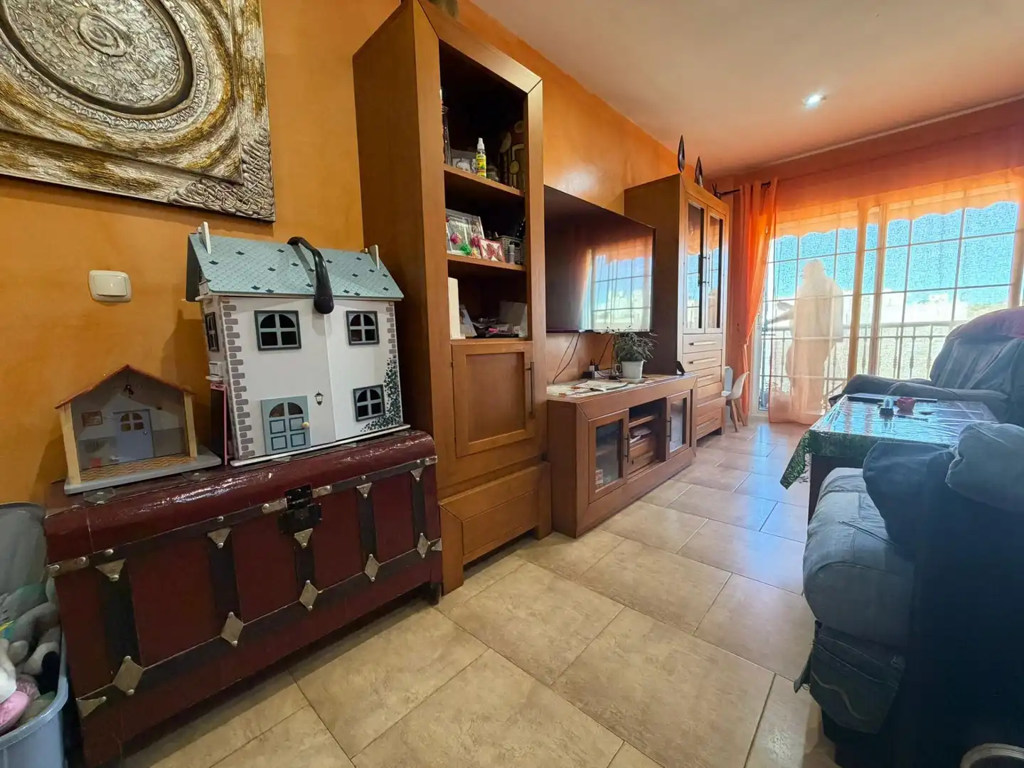 Sala de estar de Piso en venta en Águilas con Aire acondicionado, Terraza y Amueblado