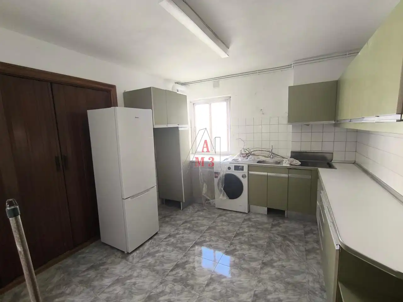 Kitchen of Flat for rent in León Capital   with Heating, Terrace and Storage room