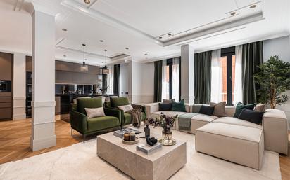 Living room of Flat for sale in  Madrid Capital  with Air Conditioner