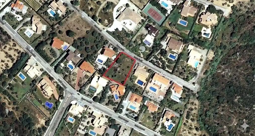 Außenansicht von Residential zum Verkauf in Pau