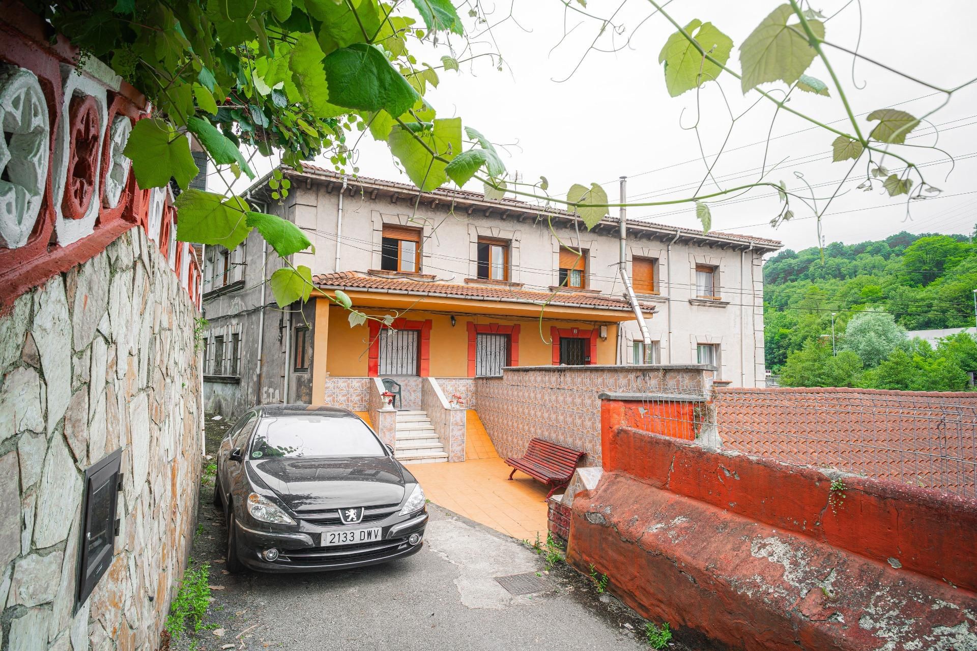 Exterior view of Flat for sale in Langreo