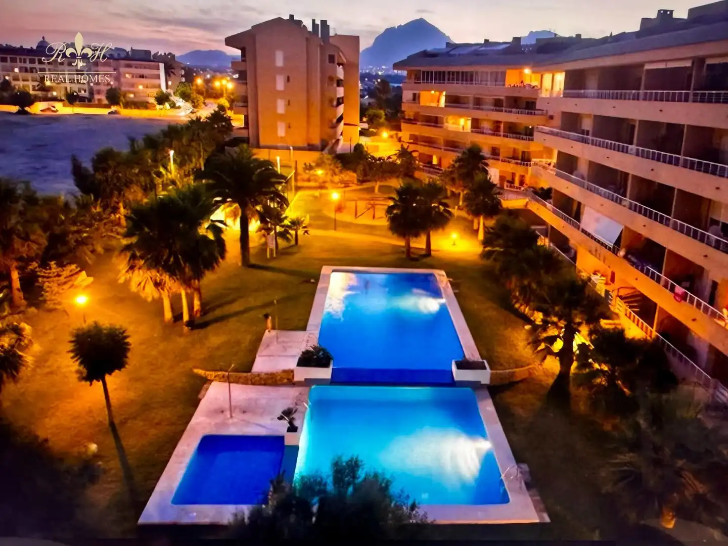 Swimming pool of Attic for sale in L'Alfàs del Pi  with Air Conditioner, Heating and Terrace