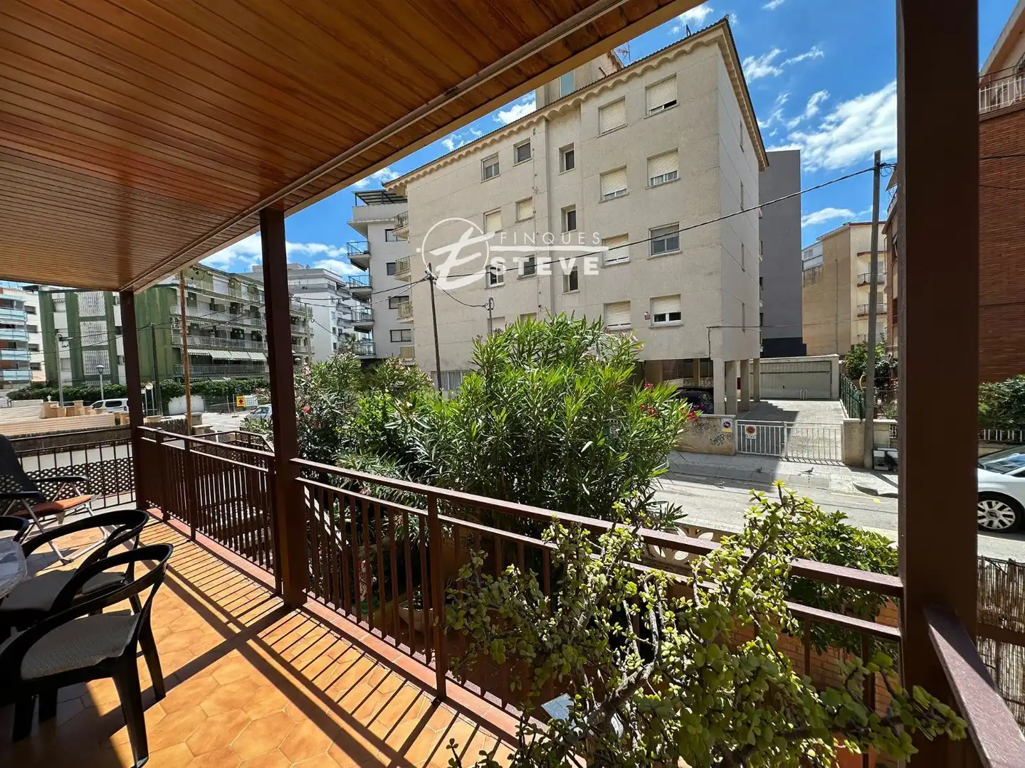 Flat for sale in Besos