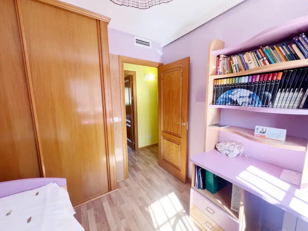 Dormitori de Casa o xalet en venda en Getafe amb Aire condicionat, Calefacció i Terrassa