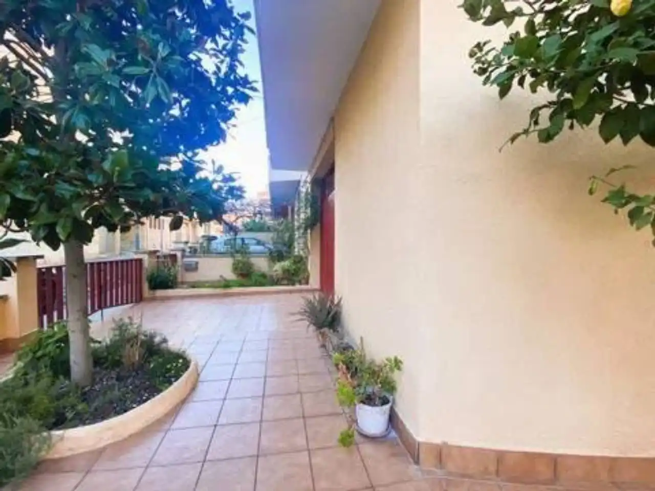 Außenansicht von Haus oder Chalet zum Verkauf in El Vendrell mit Klimaanlage und Terrasse