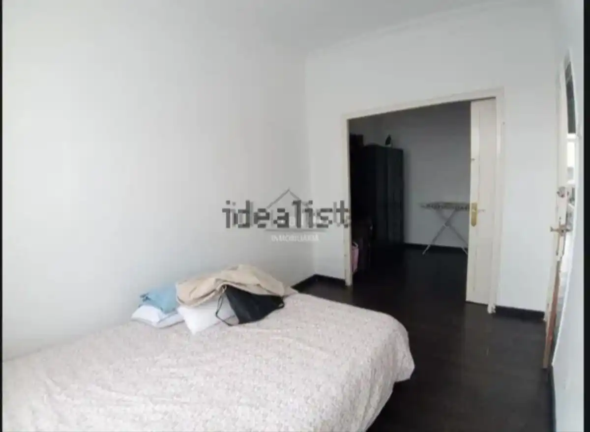Schlafzimmer von Wohnung zum Verkauf in Ferrol