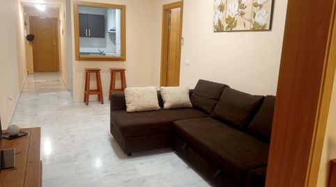 Foto 5 de Apartamento de alquiler en Los Pacos, Fuengirola