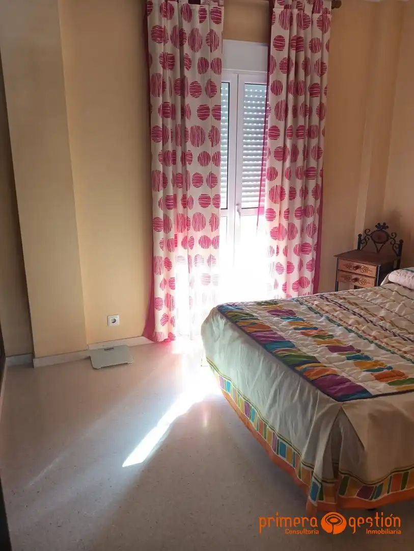 Habitación de Casa o chalet en venta en Lora del Río con Aire acondicionado