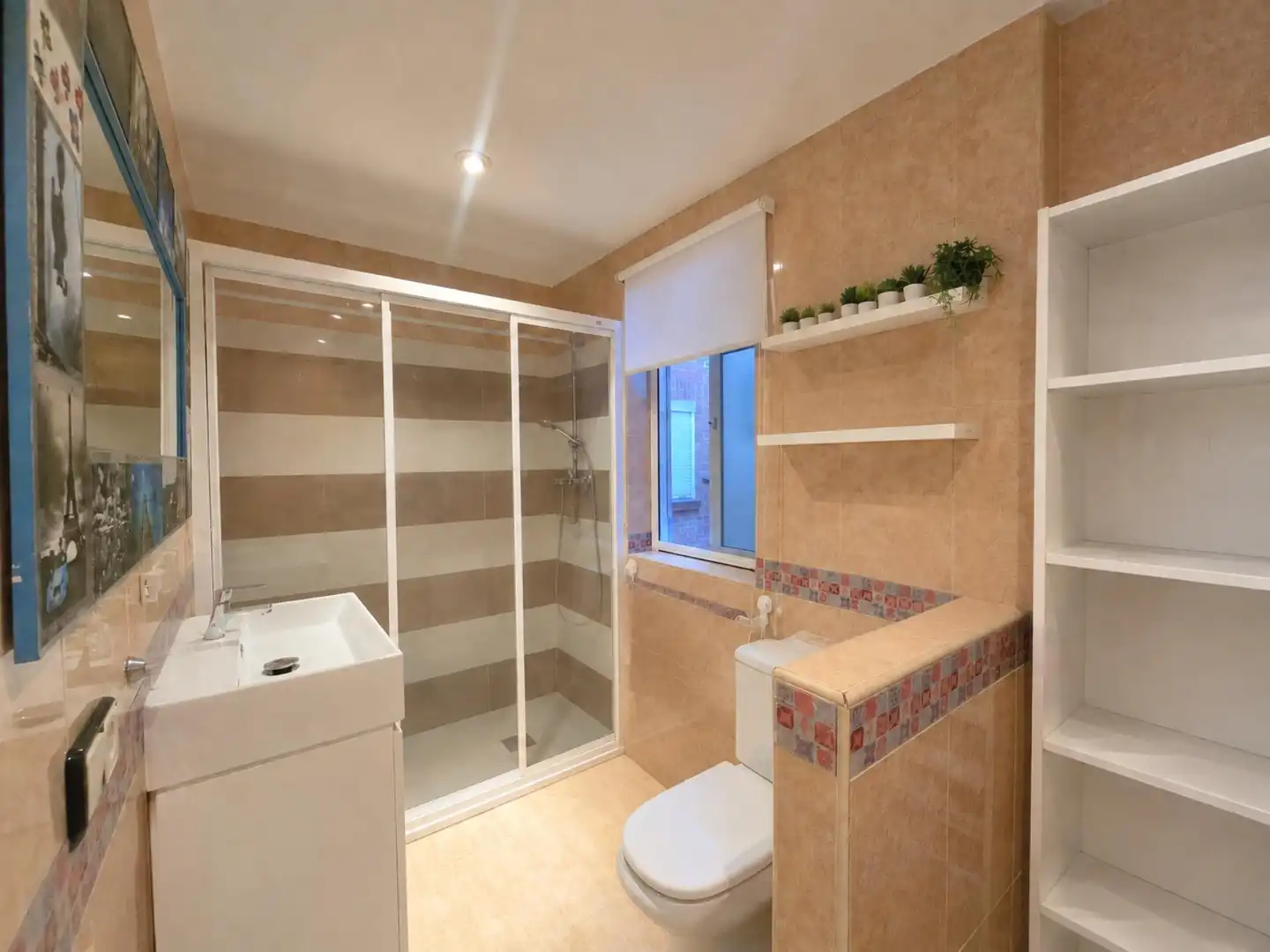 Baño de Piso en venta en Los Pinos - El Pilar