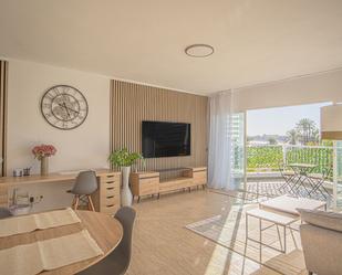 Living room of Apartment for sale in Marbella