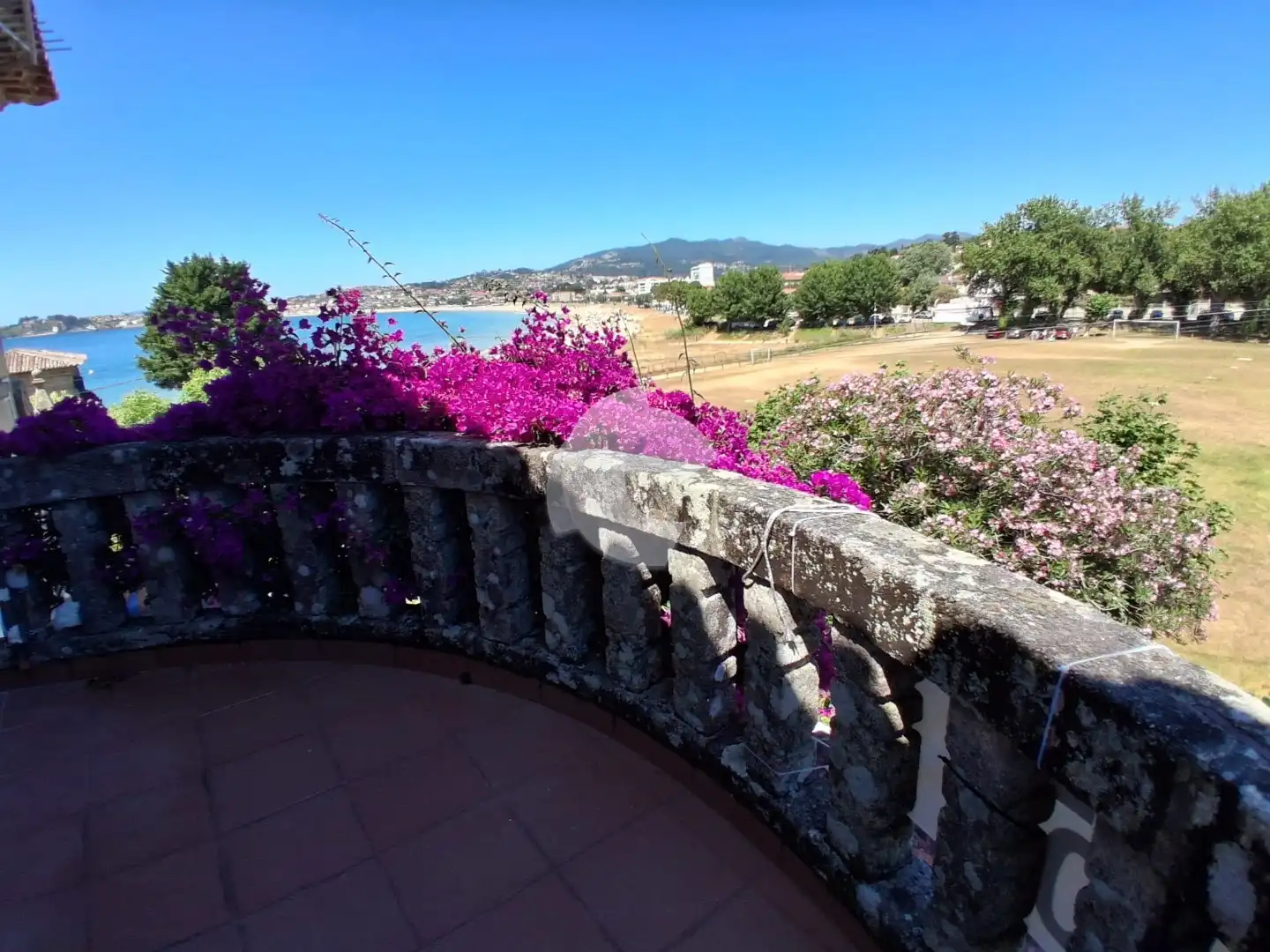 Garden of Houses for sale in Nigrán  with Private garden